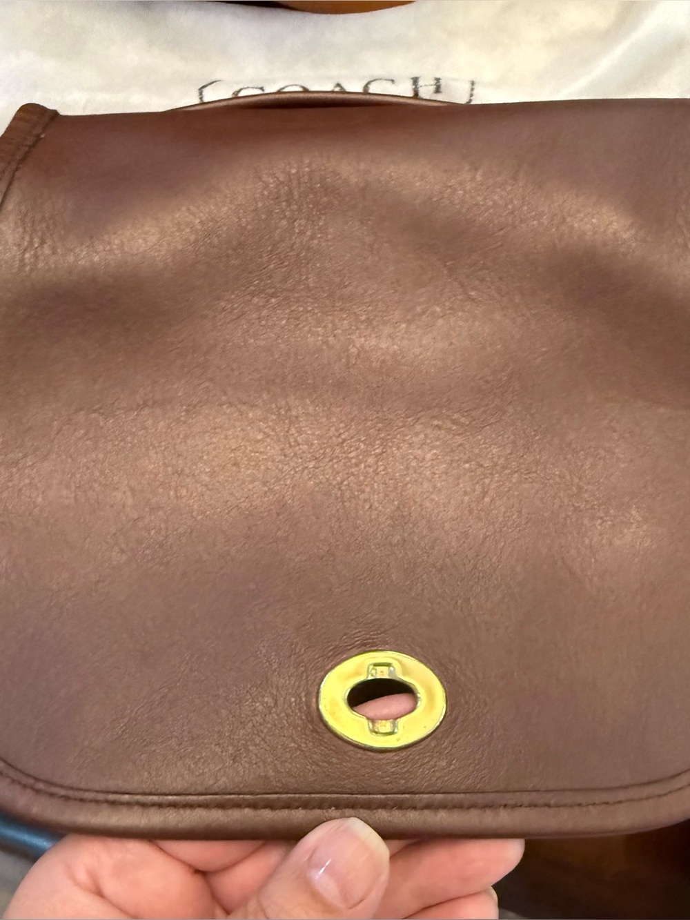 Vintage Coach Mahogany Brown 9965
Legacy Small Flap Crossbody Bag Brass hardware - Picture 6 of 16